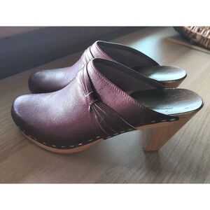 Swedish Size 36 Burgundy Leather Wood High Chunk Heel Clogs US 5.5/6 EU36 Scandi